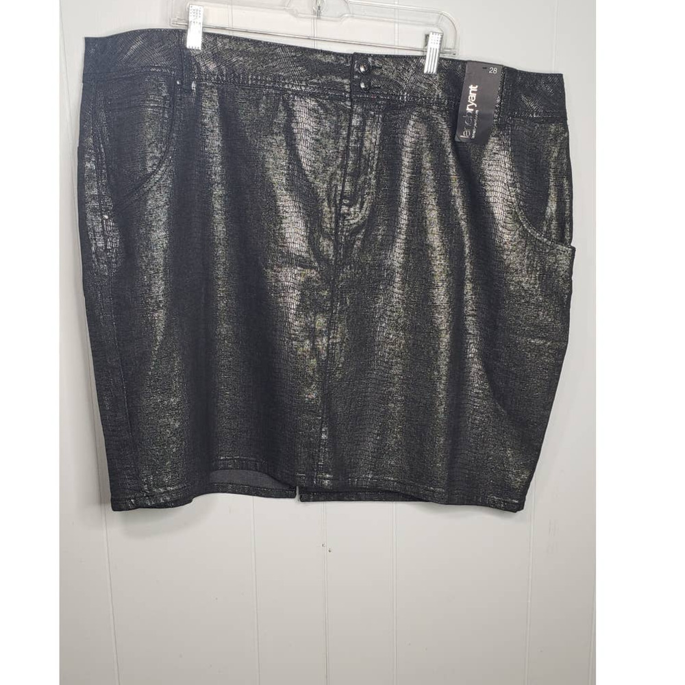 NWT Lane Bryant Black and Silver Skirt Size 28